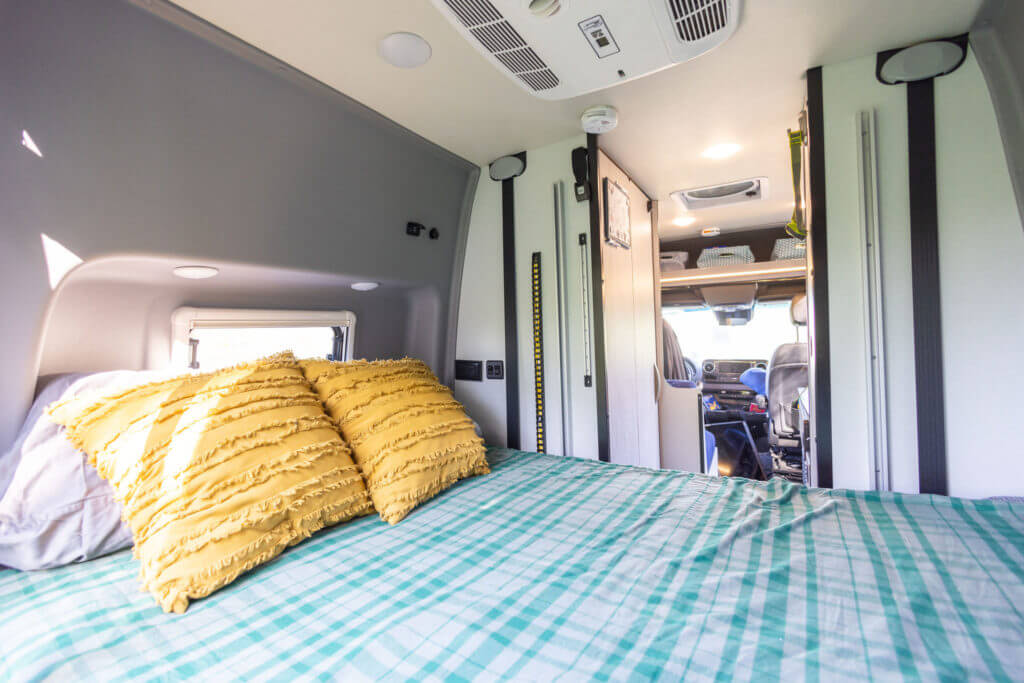 Just Traveln: Winnebago Revel 4×4 - GoCamp